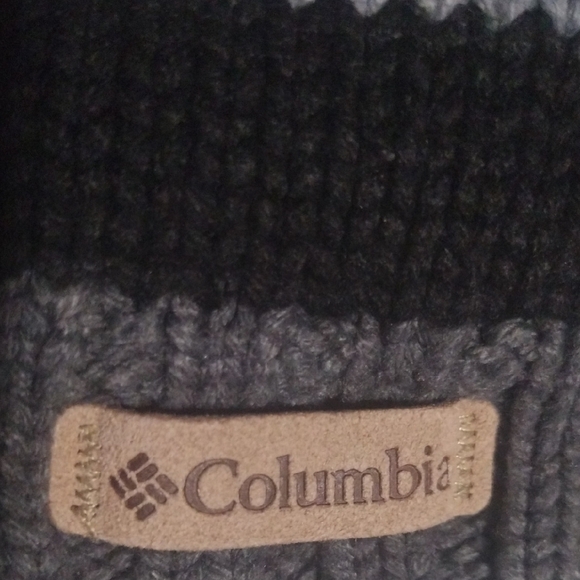 Columbia Two-Tone Knit Beanie - Black and Gray - Picture 2 of 5